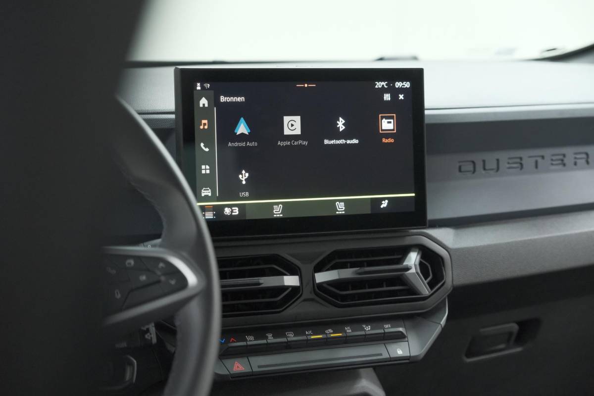 Dacia Duster Dacia Duster Mild Hybrid 130 Expression | Camera | Stoelverwarming | Apple Carplay | Navigatie