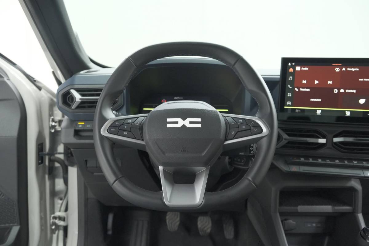 Dacia Duster Dacia Duster Mild Hybrid 130 Expression | Camera | Stoelverwarming | Apple Carplay | Navigatie