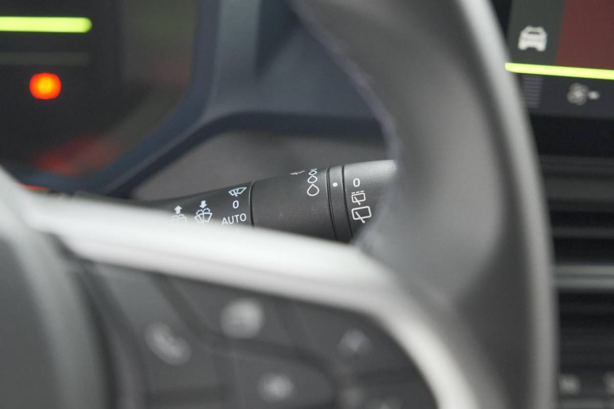 Dacia Duster Dacia Duster Mild Hybrid 130 Expression | Camera | Stoelverwarming | Apple Carplay | Navigatie