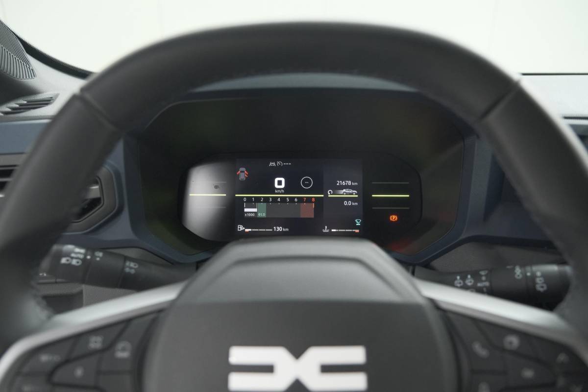 Dacia Duster Dacia Duster Mild Hybrid 130 Expression | Camera | Stoelverwarming | Apple Carplay | Navigatie