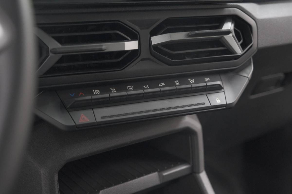 Dacia Duster Dacia Duster Mild Hybrid 130 Expression | Camera | Stoelverwarming | Apple Carplay | Navigatie