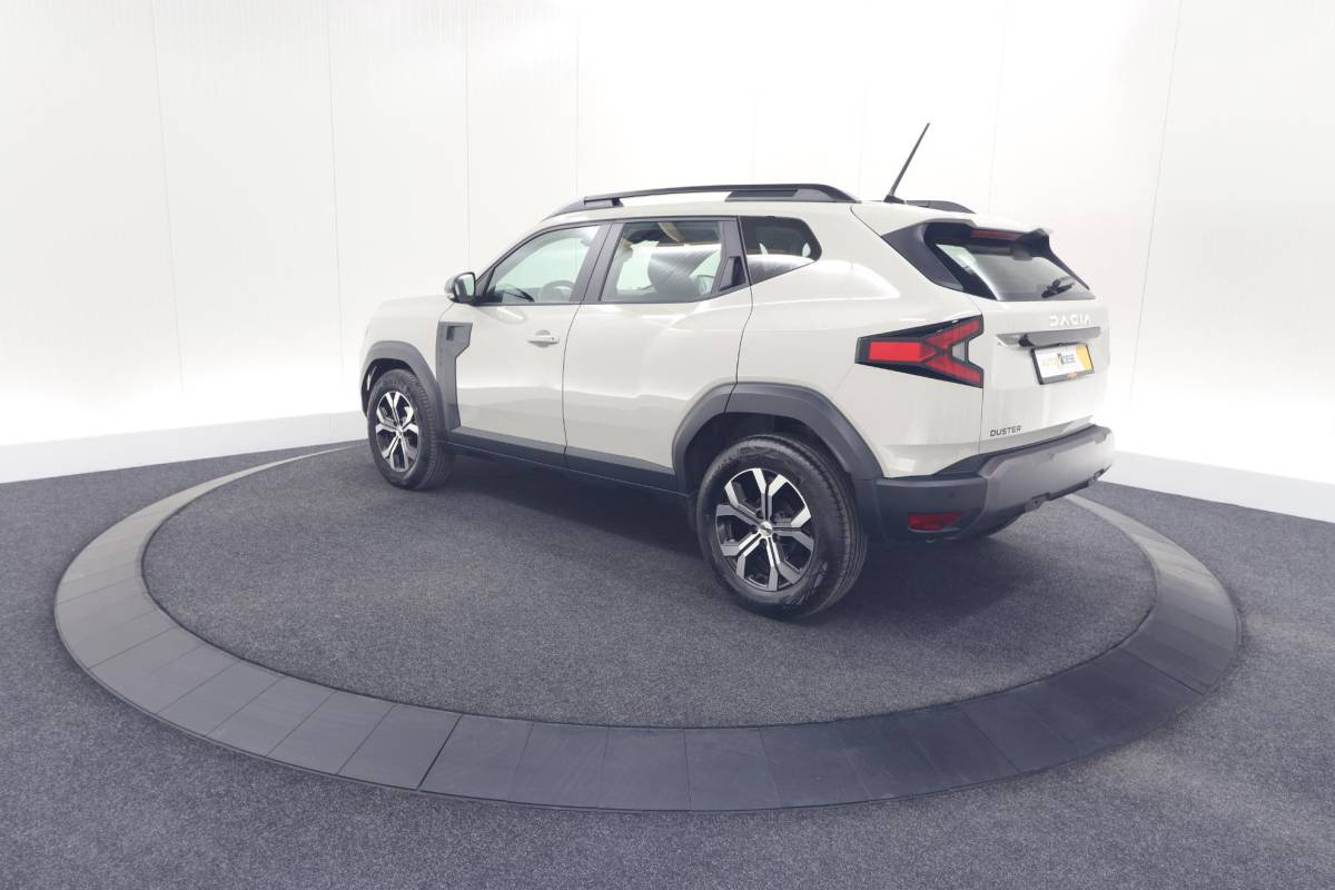 Dacia Duster Dacia Duster Mild Hybrid 130 Expression | Camera | Stoelverwarming | Apple Carplay | Navigatie