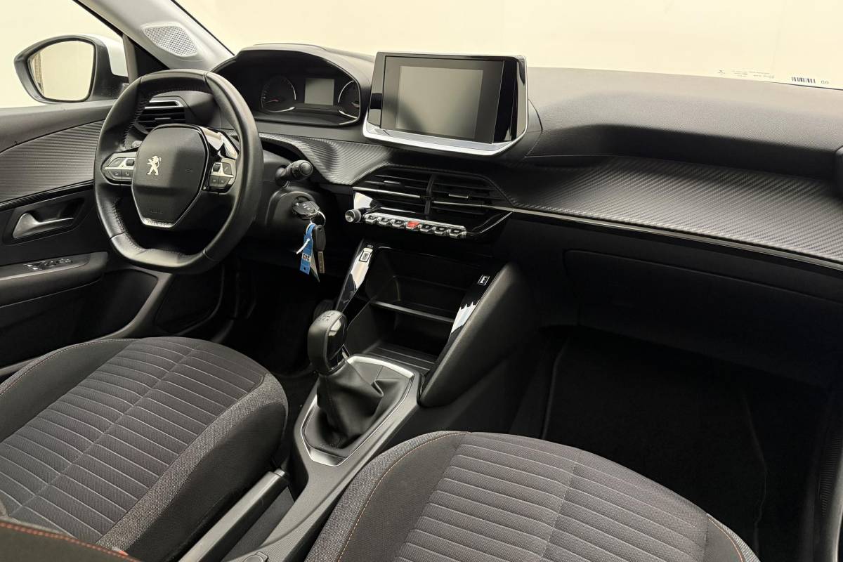 Peugeot 208 Peugeot 208 1.2 PureTech Blue Lease Active 75 PK | Handgeschakeld | Airco | Navigatie | Parkeersensor | Cruise Control | Licht Metalen Velgen | Camera | 1e eigenaar
