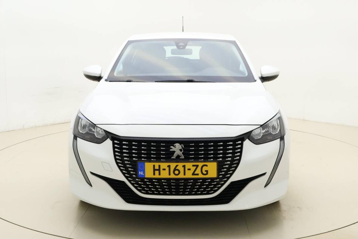 Peugeot 208 Peugeot 208 1.2 PureTech Blue Lease Active 75 PK | Handgeschakeld | Airco | Navigatie | Parkeersensor | Cruise Control | Licht Metalen Velgen | Camera | 1e eigenaar