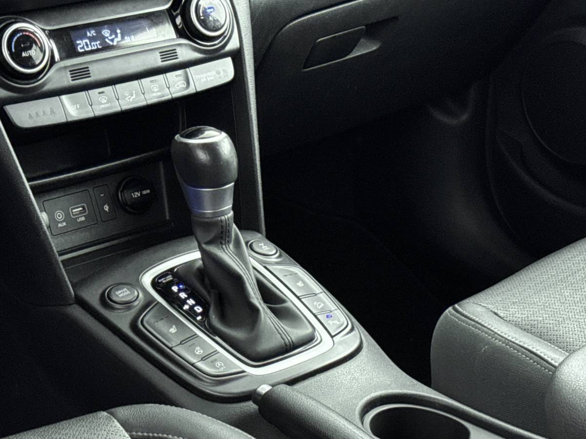 Hyundai Kona Hyundai Kona // 1.6 T-GDI 4WD Premium GRATIS BOVAG AFLEVERPAKKET T.W.V. 995,-