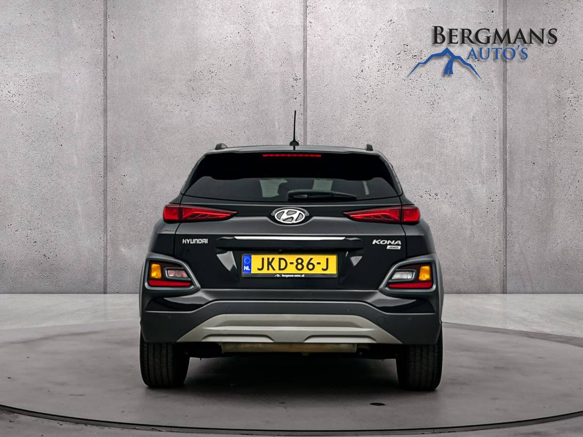 Hyundai Kona Hyundai Kona // 1.6 T-GDI 4WD Premium GRATIS BOVAG AFLEVERPAKKET T.W.V. 995,-