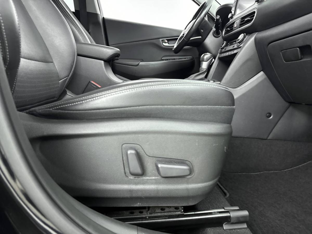 Hyundai Kona Hyundai Kona // 1.6 T-GDI 4WD Premium GRATIS BOVAG AFLEVERPAKKET T.W.V. 995,-