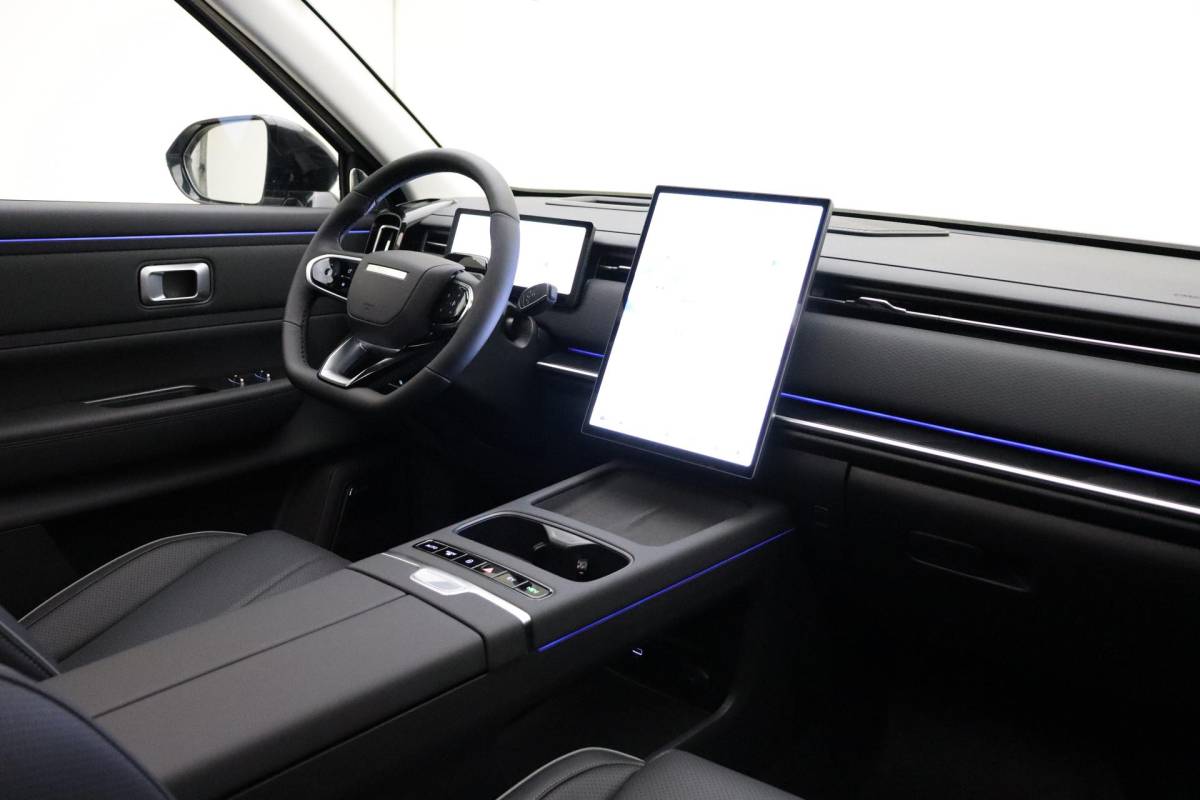 Jaecoo 7 Jaecoo 7 Exclusive | RIJKLAAR INCLUSIEF €2.500,- REGISTRATIEVOORDEEL | Glazen schuif-/ kanteldak | 7 jaar garantie tot 150.000 km | 360 3D Camera | Lederen bekleding | Stoelventilatie & verwarming | Elektrische achterklep | Apple Carplay/Android auto