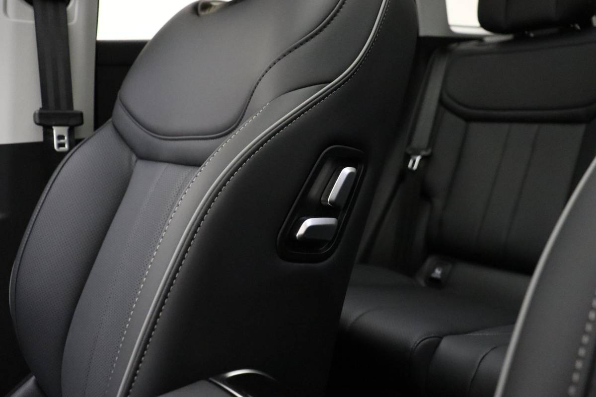 Jaecoo 7 Jaecoo 7 Exclusive | RIJKLAAR INCLUSIEF €2.500,- REGISTRATIEVOORDEEL | Glazen schuif-/ kanteldak | 7 jaar garantie tot 150.000 km | 360 3D Camera | Lederen bekleding | Stoelventilatie & verwarming | Elektrische achterklep | Apple Carplay/Android auto