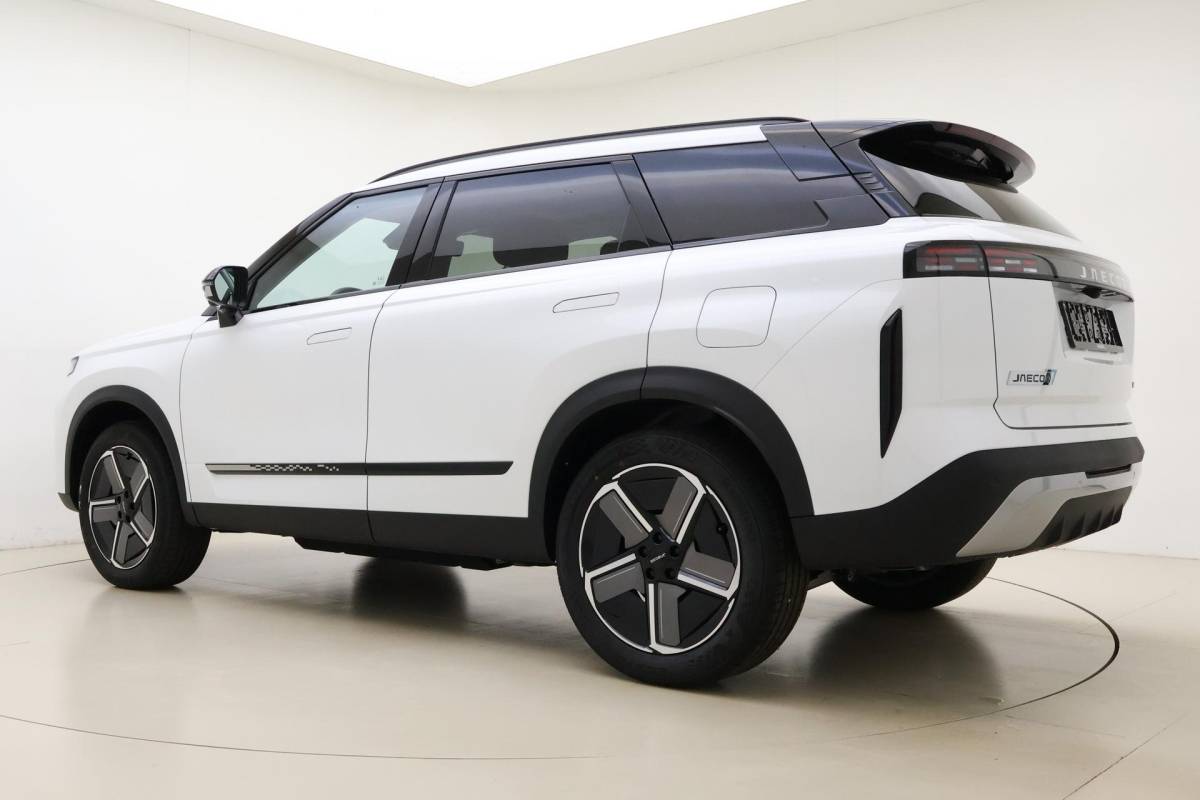 Jaecoo 7 Jaecoo 7 Exclusive | RIJKLAAR INCLUSIEF €2.500,- REGISTRATIEVOORDEEL | Glazen schuif-/ kanteldak | 7 jaar garantie tot 150.000 km | 360 3D Camera | Lederen bekleding | Stoelventilatie & verwarming | Elektrische achterklep | Apple Carplay/Android auto