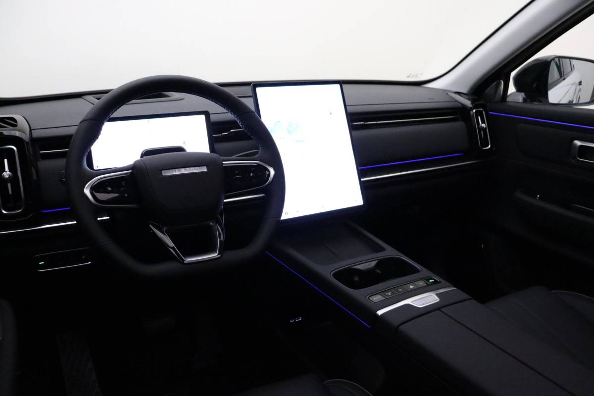 Jaecoo 7 Jaecoo 7 Exclusive | RIJKLAAR INCLUSIEF €2.500,- REGISTRATIEVOORDEEL | Glazen schuif-/ kanteldak | 7 jaar garantie tot 150.000 km | 360 3D Camera | Lederen bekleding | Stoelventilatie & verwarming | Elektrische achterklep | Apple Carplay/Android auto