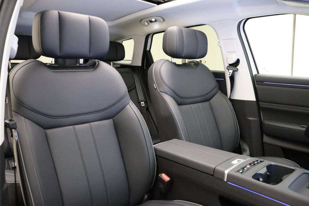 Jaecoo 7 Jaecoo 7 Exclusive | RIJKLAAR INCLUSIEF €2.500,- REGISTRATIEVOORDEEL | Glazen schuif-/ kanteldak | 7 jaar garantie tot 150.000 km | 360 3D Camera | Lederen bekleding | Stoelventilatie & verwarming | Elektrische achterklep | Apple Carplay/Android auto