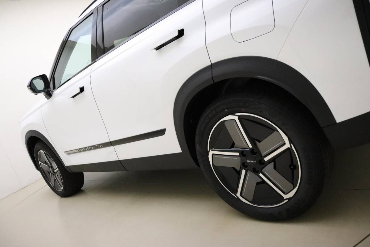 Jaecoo 7 Jaecoo 7 Exclusive | RIJKLAAR INCLUSIEF €2.500,- REGISTRATIEVOORDEEL | Glazen schuif-/ kanteldak | 7 jaar garantie tot 150.000 km | 360 3D Camera | Lederen bekleding | Stoelventilatie & verwarming | Elektrische achterklep | Apple Carplay/Android auto