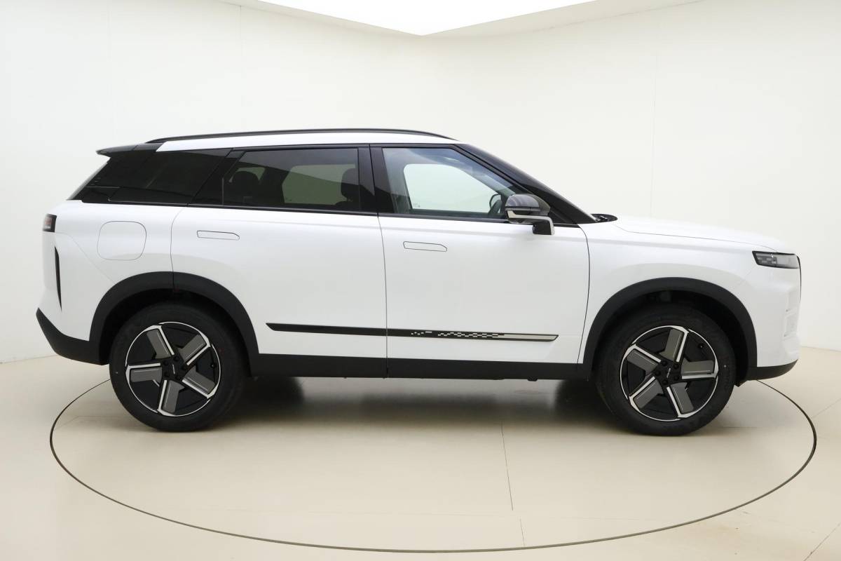 Jaecoo 7 Jaecoo 7 Exclusive | RIJKLAAR INCLUSIEF €2.500,- REGISTRATIEVOORDEEL | Glazen schuif-/ kanteldak | 7 jaar garantie tot 150.000 km | 360 3D Camera | Lederen bekleding | Stoelventilatie & verwarming | Elektrische achterklep | Apple Carplay/Android auto