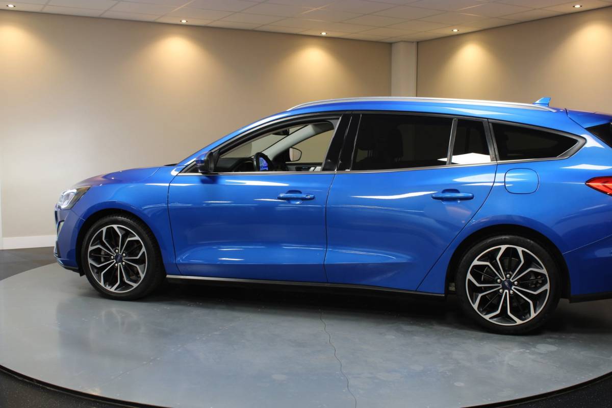 Ford Focus Ford Focus Wagon 1.0 EcoBoost Titanium Business *Stoel/Stuurverw.* Carplay|B&O|Dealer OH