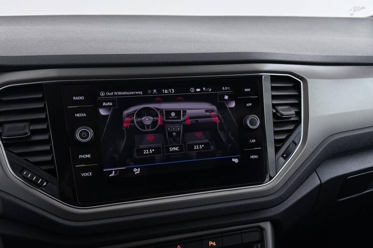 Volkswagen T-Roc Volkswagen T-Roc 1.0 TSI Style Business | Trekhaak | Org NL | Digital Cockpit | Camera | CarPlay |