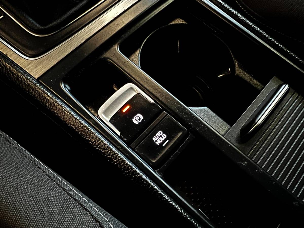 Volkswagen Golf Volkswagen Golf 1.0 TSI Connected Series Carplay_Camera_Navi_Clima