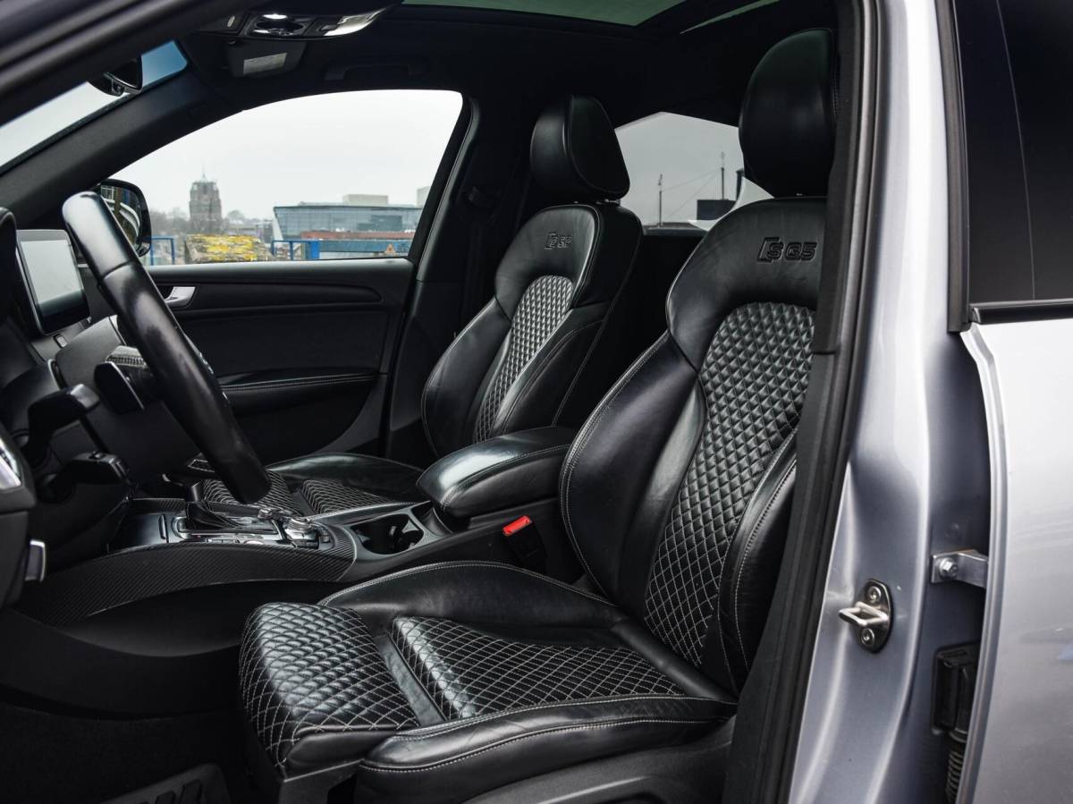Audi SQ5 Audi SQ5 3.0 TDI SQ5 Plus quattro 341 PK Grijs Kenteken Panoramadak B&O Leder Standkachel 22″ excl. BTW