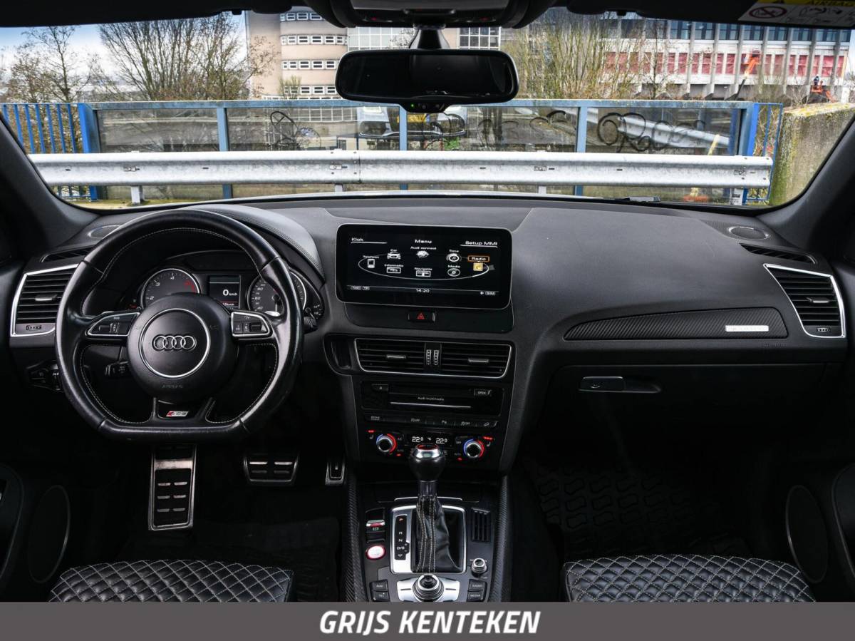 Audi SQ5 Audi SQ5 3.0 TDI SQ5 Plus quattro 341 PK Grijs Kenteken Panoramadak B&O Leder Standkachel 22″ excl. BTW