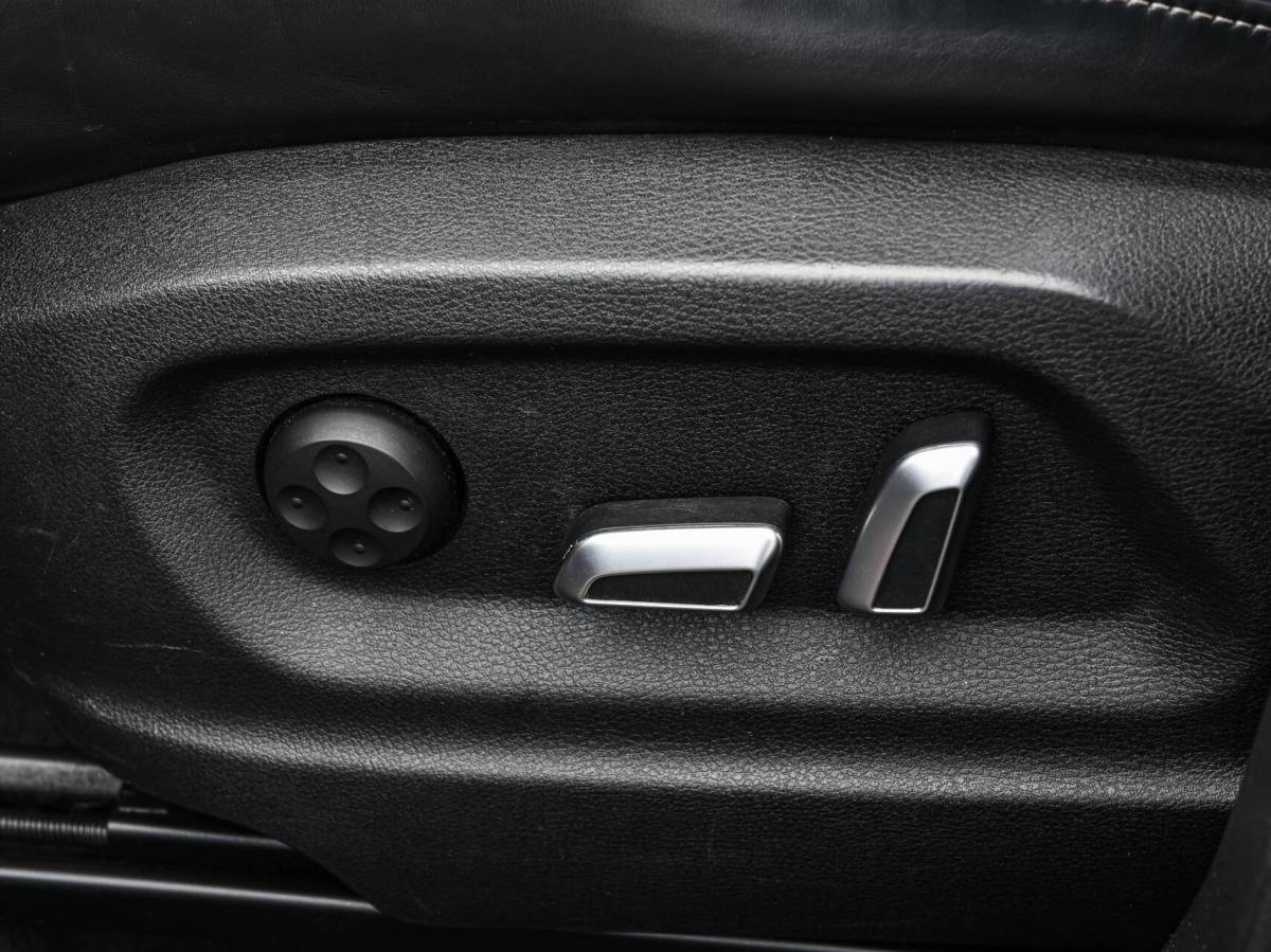 Audi SQ5 Audi SQ5 3.0 TDI SQ5 Plus quattro 341 PK Grijs Kenteken Panoramadak B&O Leder Standkachel 22″ excl. BTW