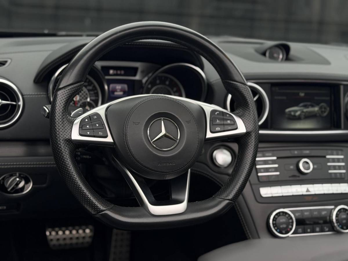 Mercedes-Benz SL Mercedes SL 400 AMG | 2e Eigenaar | 64.817 KM | Dealer OH | Massage | H&K