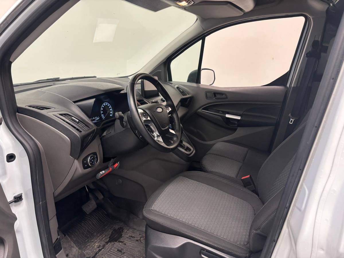 Ford Transit Connect Ford Transit Connect 1.5 EcoBlue Automaat L2 Trend RAPTOR EDITION Navigatie Airco Parkeersensoren Cruise Control 3Zits Camera DAB+