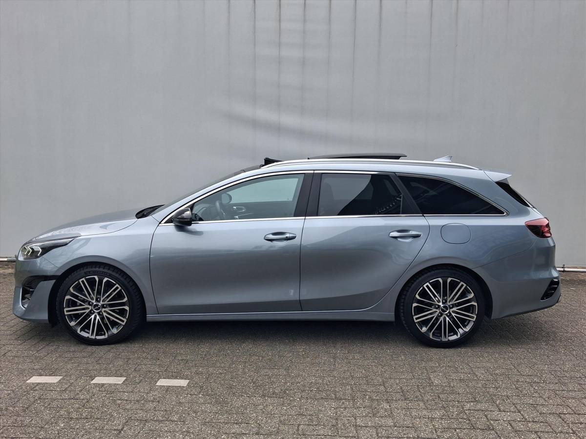 Kia Ceed Sportswagon KIA Ceed Sw 1.5 T-GDi GT-PlusLine |Navi |Camera |Schuifdak!