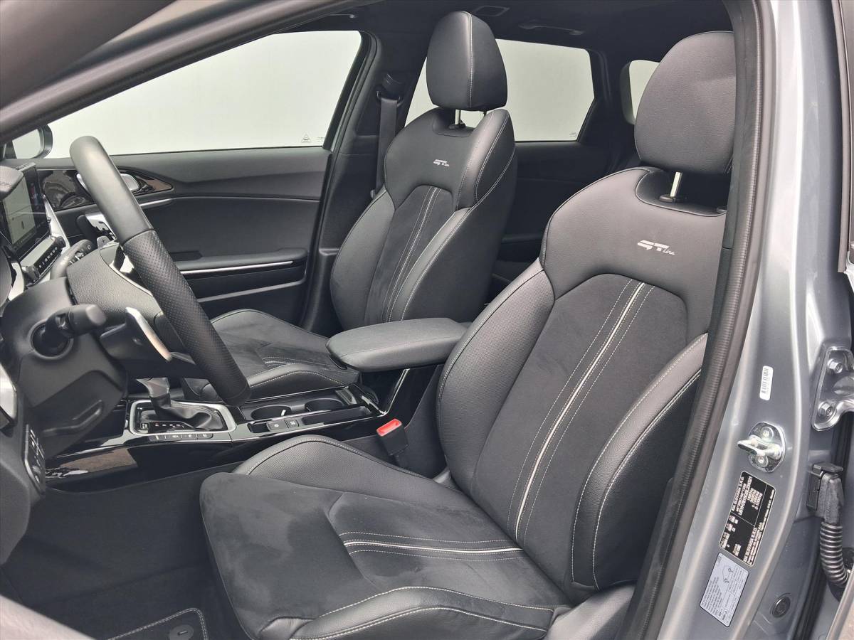 Kia Ceed Sportswagon KIA Ceed Sw 1.5 T-GDi GT-PlusLine |Navi |Camera |Schuifdak!