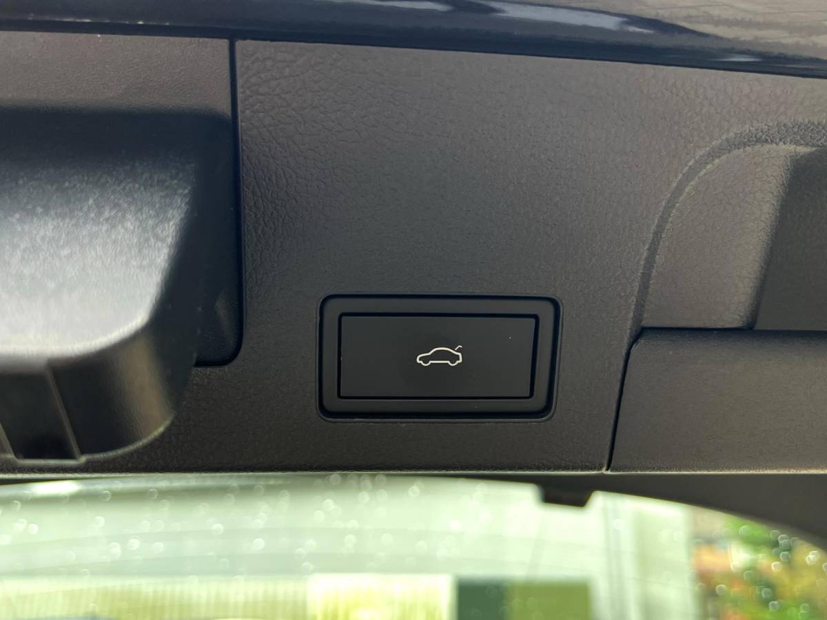 Volkswagen Arteon Volkswagen ARTEON GTE1.4 TSI 218pk DSG/AUT eHybrid R-Line PHEV Camera, Massage stoel, Adaptief cruise control