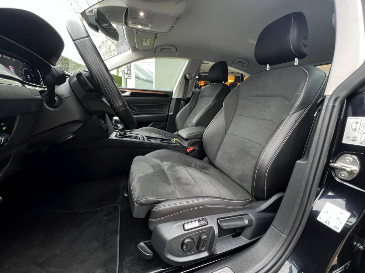 Volkswagen Arteon Volkswagen ARTEON GTE1.4 TSI 218pk DSG/AUT eHybrid R-Line PHEV Camera, Massage stoel, Adaptief cruise control