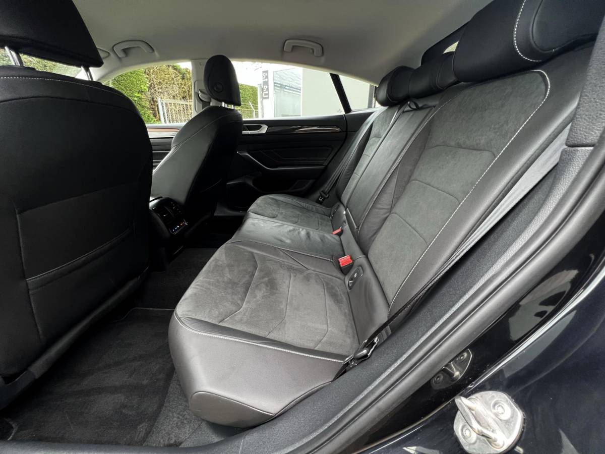 Volkswagen Arteon Volkswagen ARTEON GTE1.4 TSI 218pk DSG/AUT eHybrid R-Line PHEV Camera, Massage stoel, Adaptief cruise control