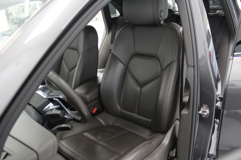 Porsche Macan Porsche Macan 3.0 S 340PK | RIJKLAAR | PANORAMADAK | LEER | NAVIGATIE | STOELVERWARMING