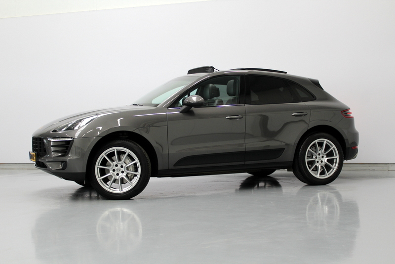Porsche Macan Porsche Macan 3.0 S 340PK | RIJKLAAR | PANORAMADAK | LEER | NAVIGATIE | STOELVERWARMING