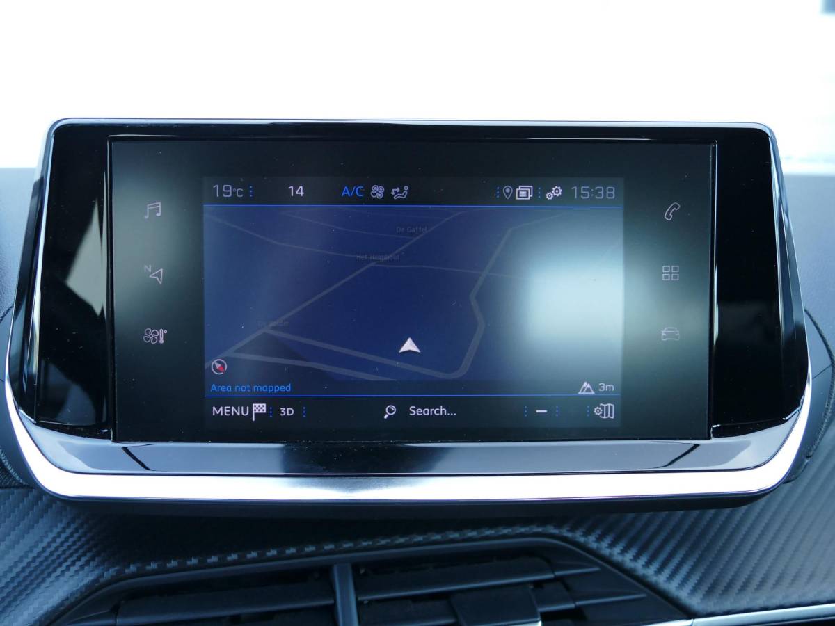 Peugeot 2008 Peugeot 2008 1.2 PureTech Active Pack | 100PK | Trekhaak | Cruise Control | Parkeersensoren Achter | Airco | Navigatie | Climate Control |