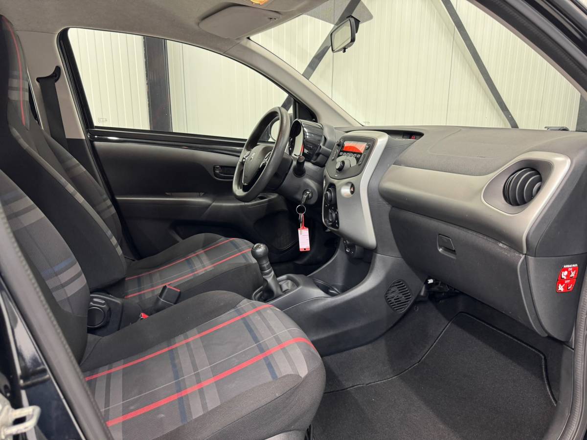 Peugeot 108 Peugeot 108 1.0 e-VTi Active |Airco|Carkit|Centrale deurvergrendeling|