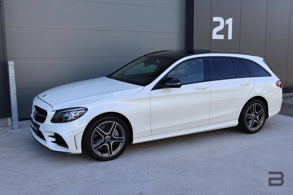 Mercedes-Benz C-Klasse Mercedes C-klasse Estate 400 4MATIC AMG Line / Panoramadak / Memory stoelen / Night Pakket / Burmester Surround