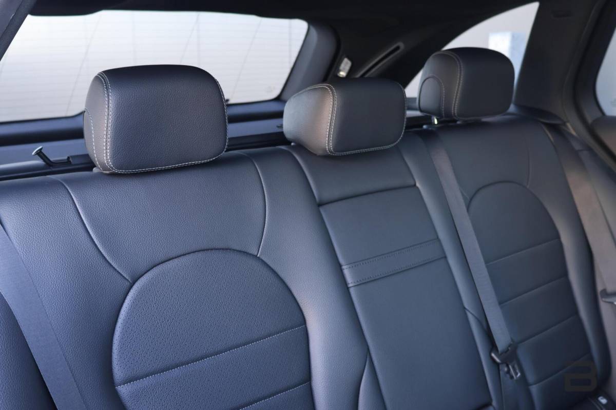 Mercedes-Benz C-Klasse Mercedes C-klasse Estate 400 4MATIC AMG Line / Panoramadak / Memory stoelen / Night Pakket / Burmester Surround
