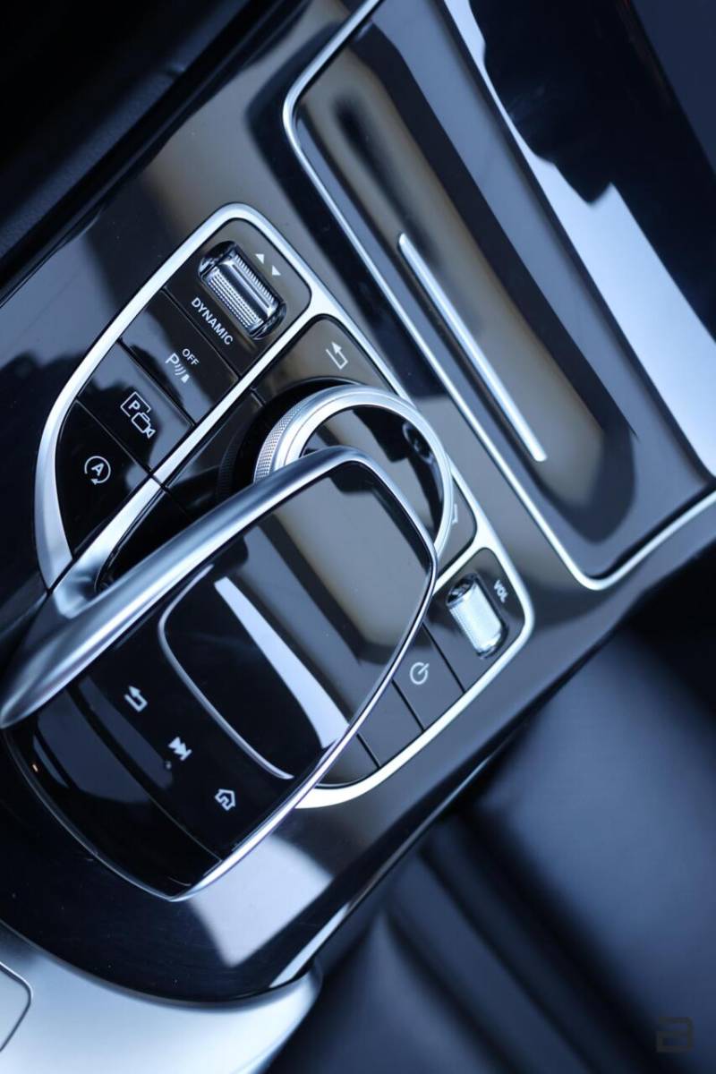 Mercedes-Benz C-Klasse Mercedes C-klasse Estate 400 4MATIC AMG Line / Panoramadak / Memory stoelen / Night Pakket / Burmester Surround