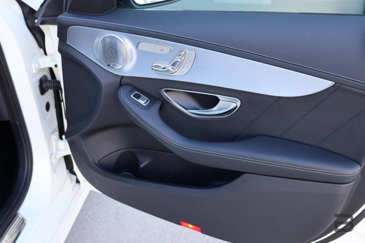 Mercedes-Benz C-Klasse Mercedes C-klasse Estate 400 4MATIC AMG Line / Panoramadak / Memory stoelen / Night Pakket / Burmester Surround