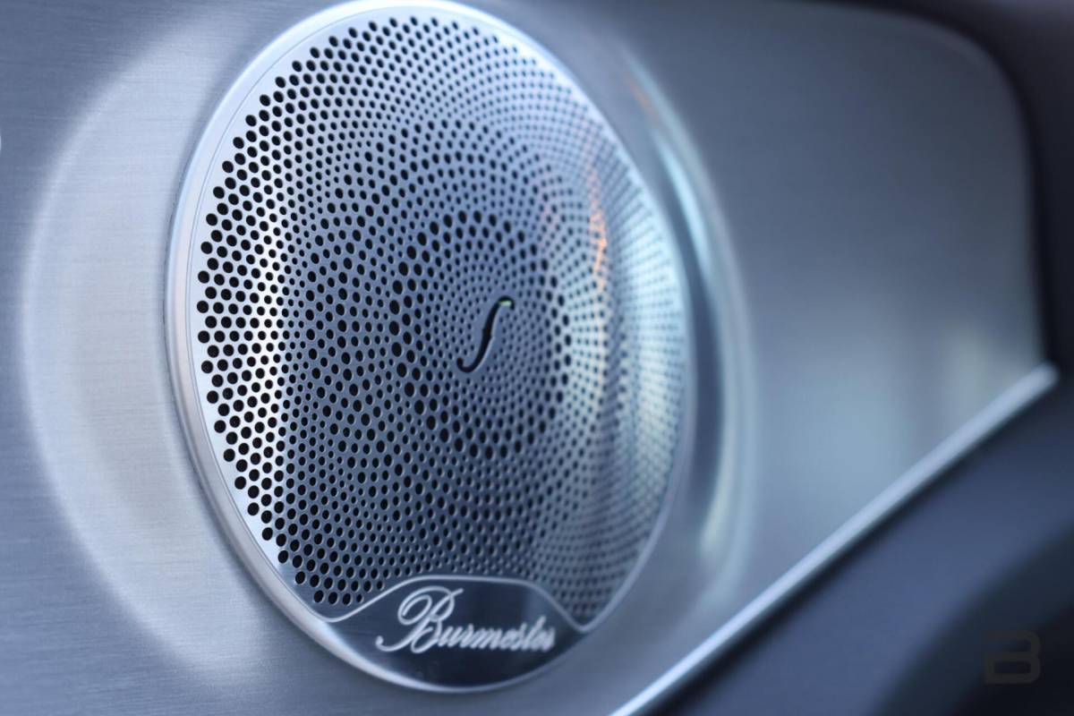 Mercedes-Benz C-Klasse Mercedes C-klasse Estate 400 4MATIC AMG Line / Panoramadak / Memory stoelen / Night Pakket / Burmester Surround