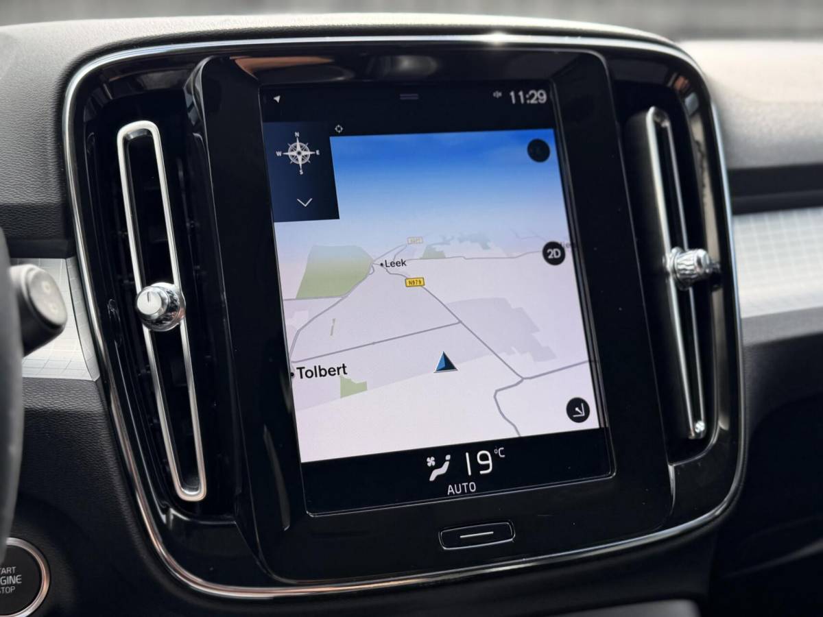 Volvo XC40 Volvo XC40 T3 Momentum Automaat | Camera | Garantie