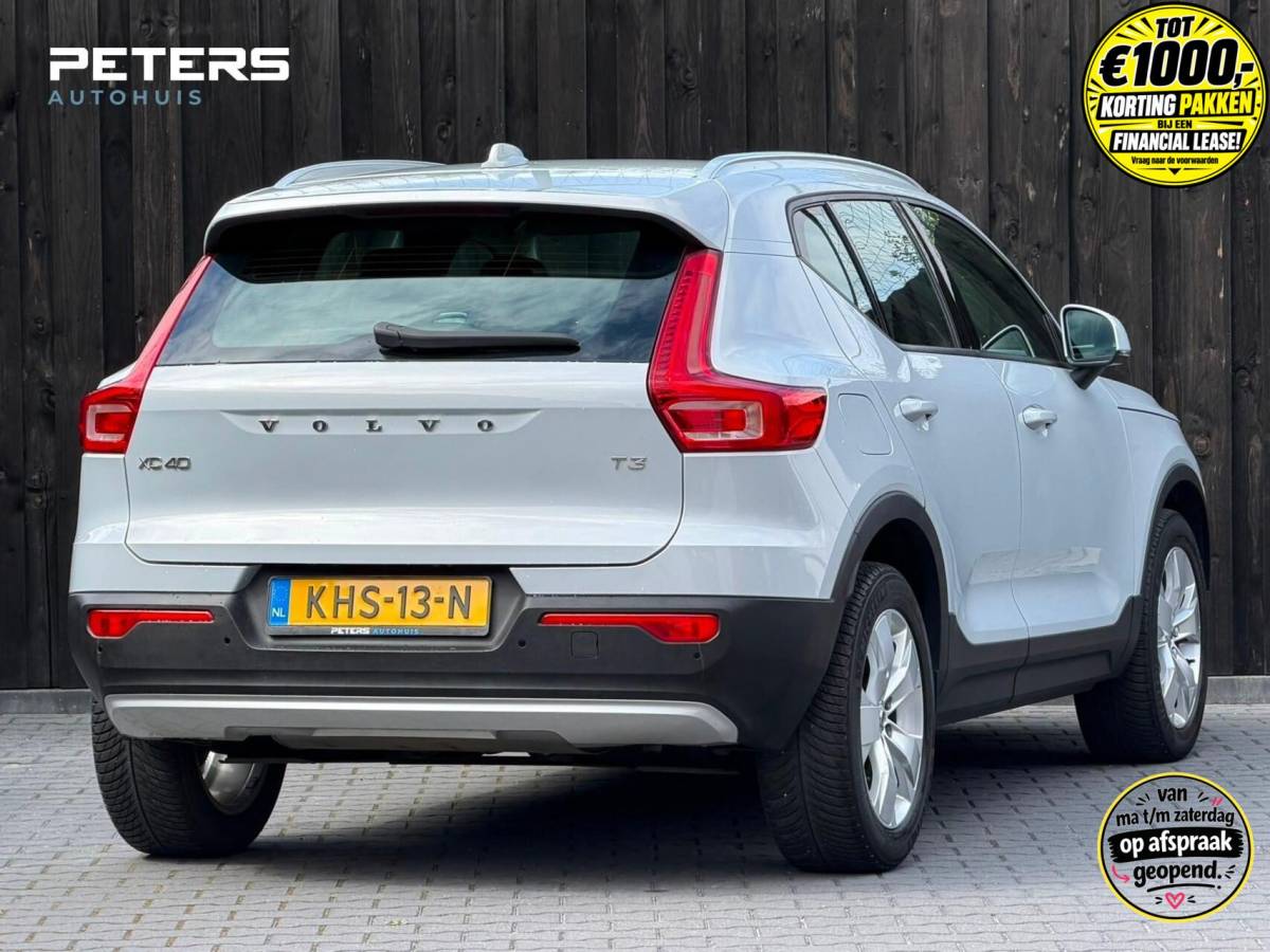 Volvo XC40 Volvo XC40 T3 Momentum Automaat | Camera | Garantie