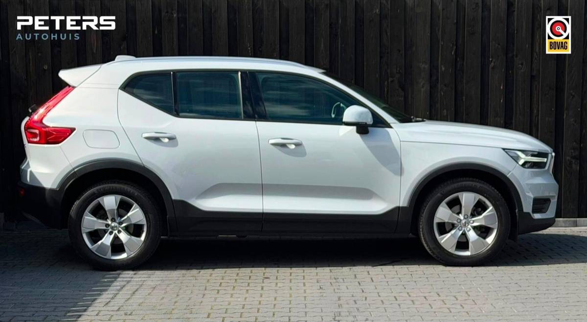 Volvo XC40 Volvo XC40 T3 Momentum Automaat | Camera | Garantie