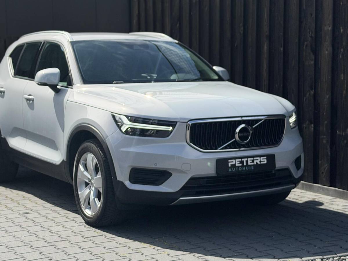 Volvo XC40 Volvo XC40 T3 Momentum Automaat | Camera | Garantie