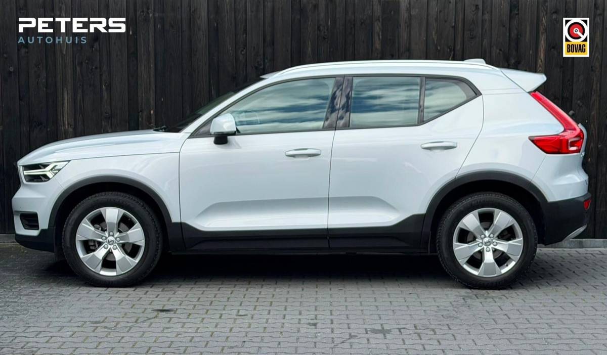 Volvo XC40 Volvo XC40 T3 Momentum Automaat | Camera | Garantie