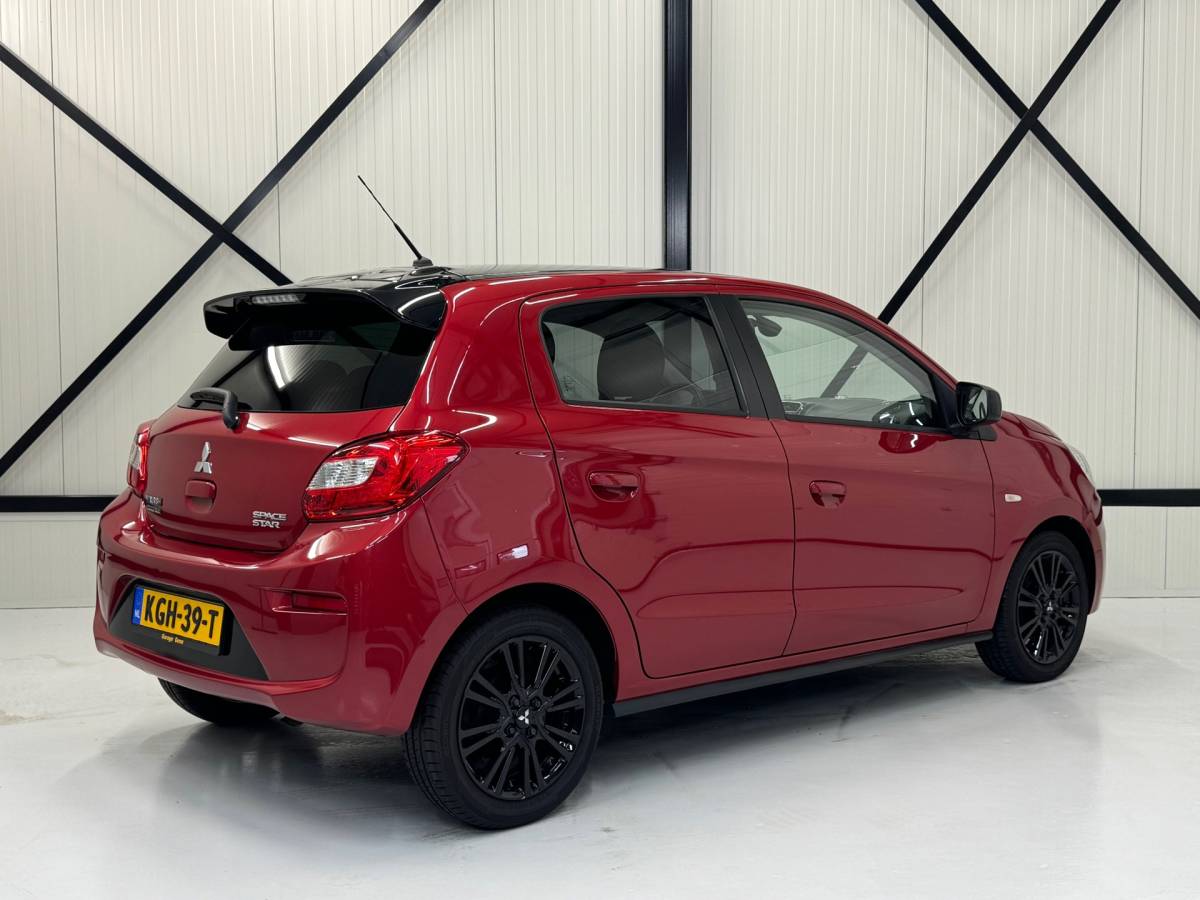 Mitsubishi Space Star Mitsubishi Space Star 1.2 Instyle |Navigatie|Carkit|Stoelverwarming|