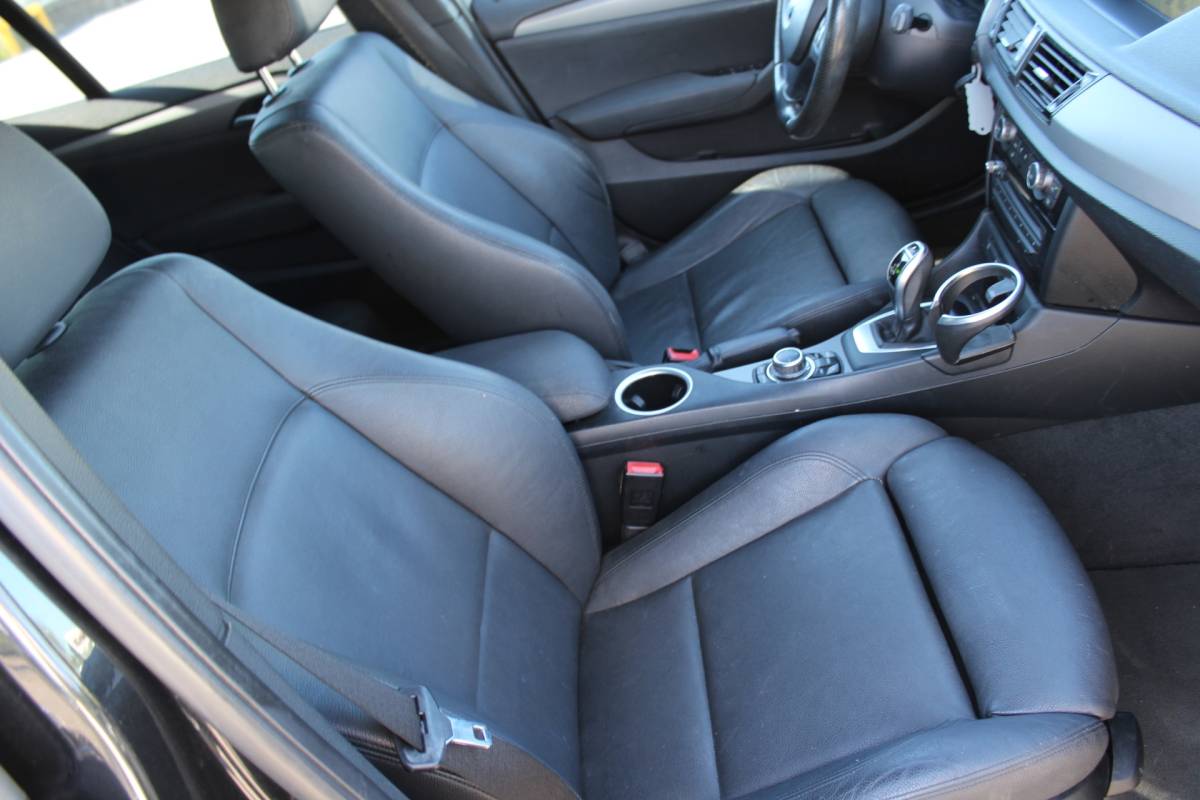 BMW X1 BMW X1 SDrive20i High Executive M uitv. nap ,,leder panorama