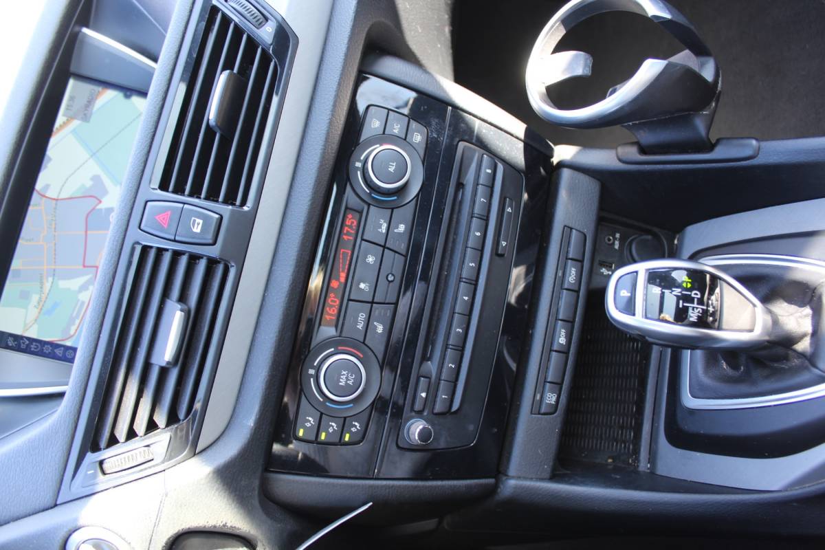 BMW X1 BMW X1 SDrive20i High Executive M uitv. nap ,,leder panorama