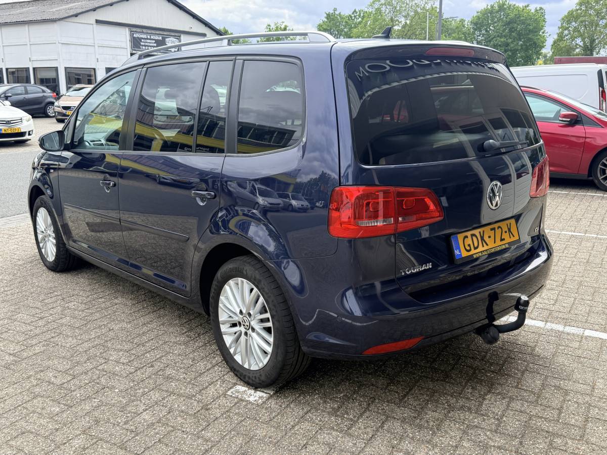 Volkswagen Touran Volkswagen Touran 1.4 TSI Cup | Trekhaak | Navi | Cruise | Bluetooth | Stoelverwarming | PDC v+a incl. Camera