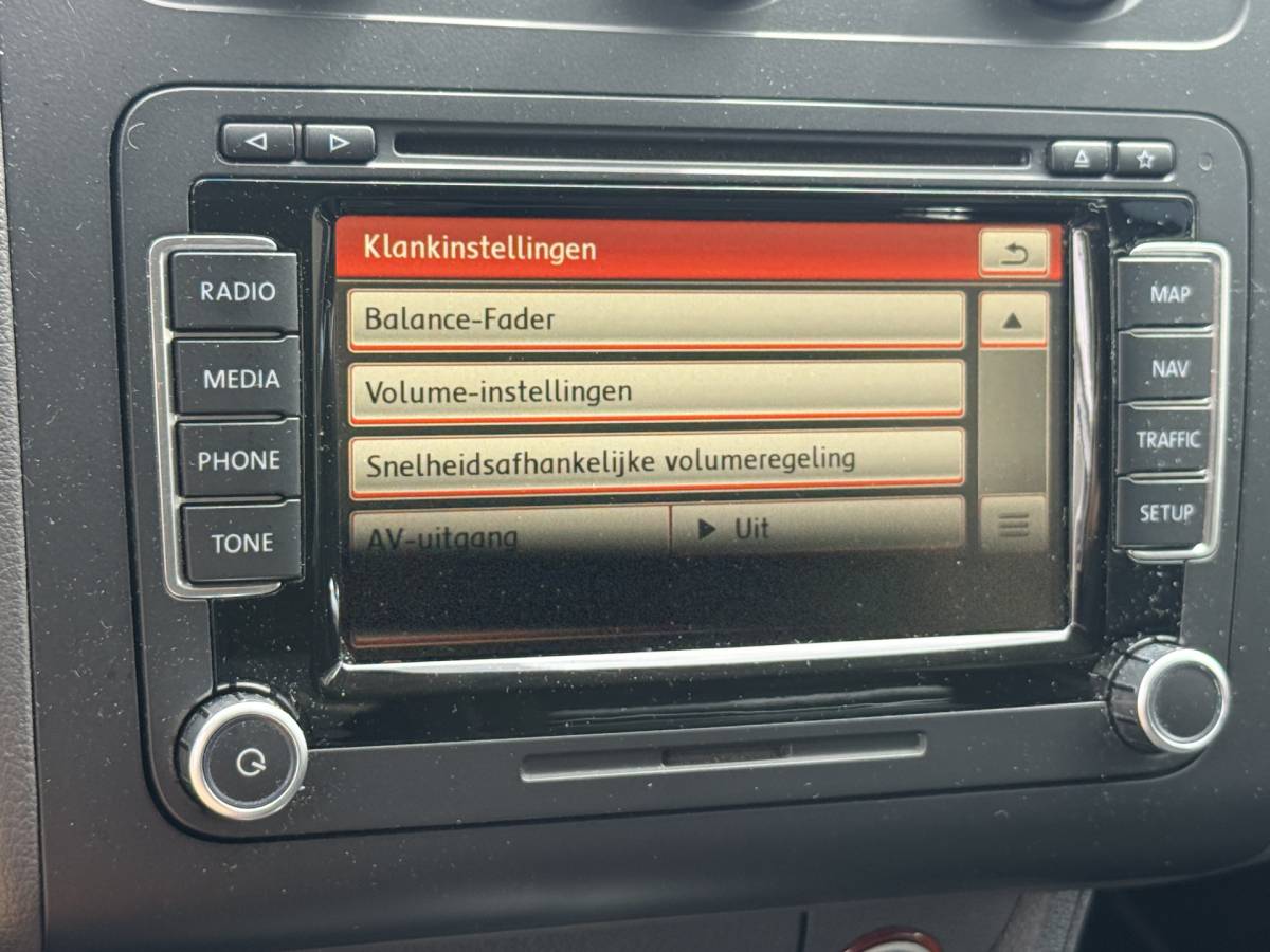 Volkswagen Touran Volkswagen Touran 1.4 TSI Cup | Trekhaak | Navi | Cruise | Bluetooth | Stoelverwarming | PDC v+a incl. Camera